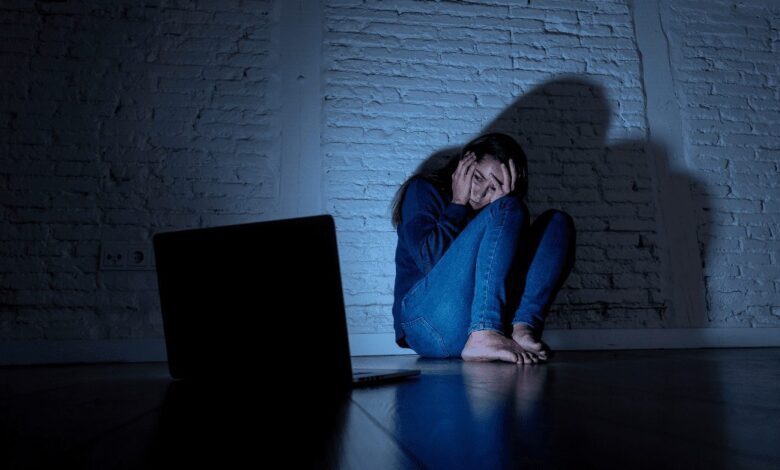 Effects of Social Media on Child Anxiety: What Parents Need to Know